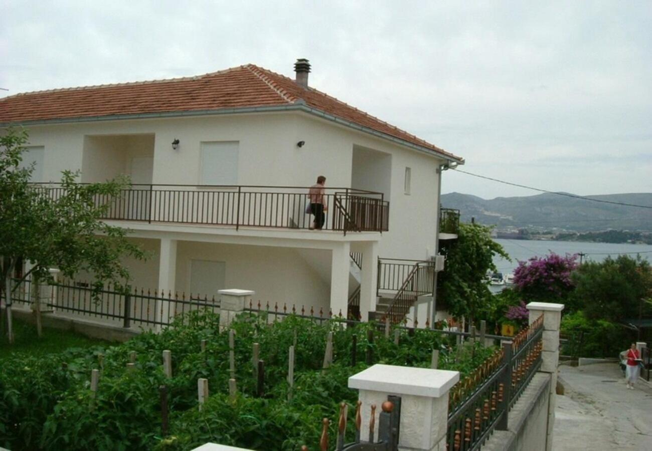 Apartment Mara Trogir Exterior foto